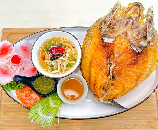 Deep Fried Sea Bass With Salted And Sweet Sauce